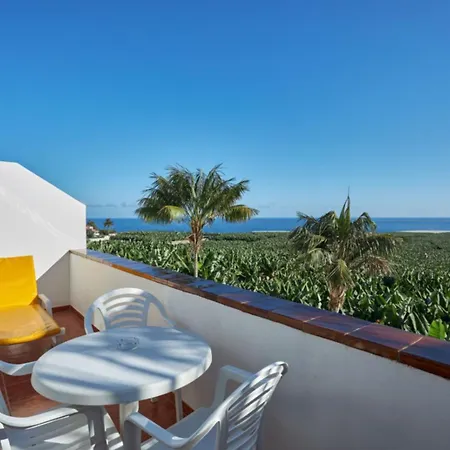 Terrazas Malpais - El Guincho, * גרצ'יקו